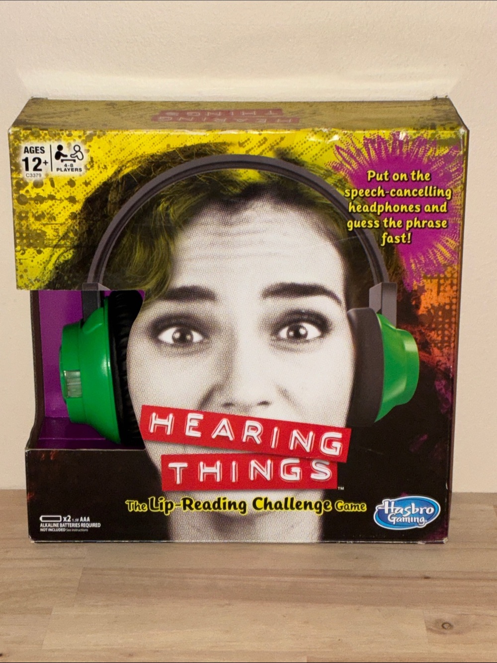 Hasbro Hearing Things Lip-Reading Game with Green and Black Headphones
